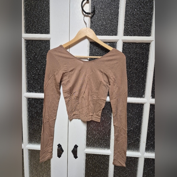 Joah Brown Nude Scoop Neck Long Sleeve Sienna S/M subtle shine - Picture 6 of 7